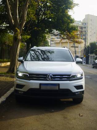VOLKSWAGEN TIGUAN 1.4 250 TSI TOTAL FLEX ALLSPACE COMFORTLINE TIPTRONIC
